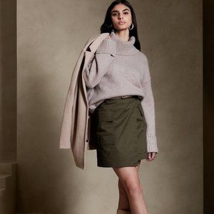 Banana republic Twill mini skirt Olive size 0 TALL